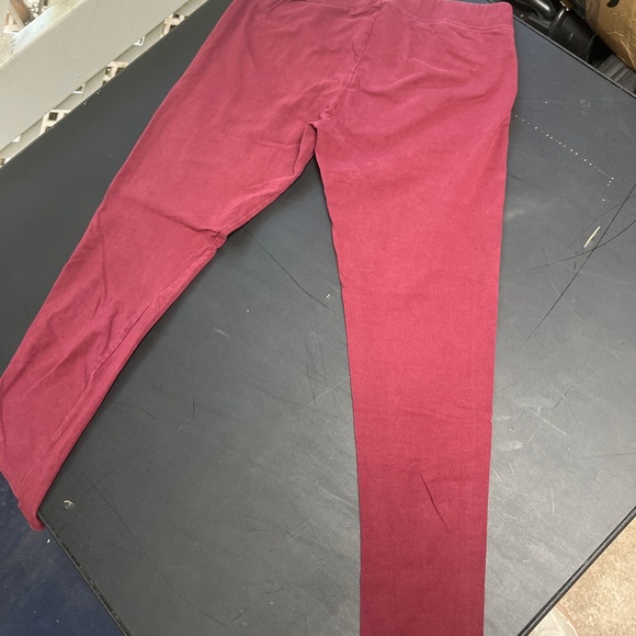 Pact Organic Deep Red Leggings - Picture 2 of 3